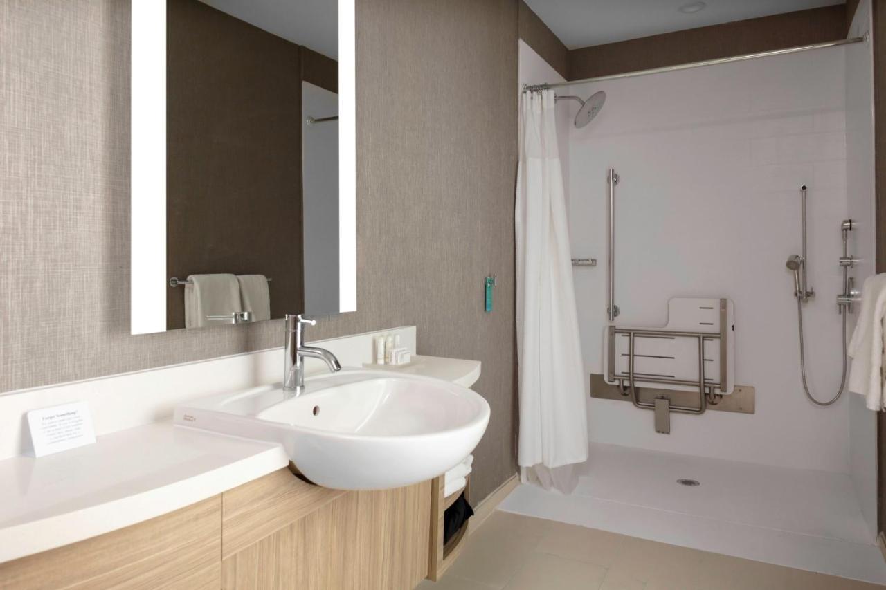 Springhill Suites Kansas City Airport Luaran gambar